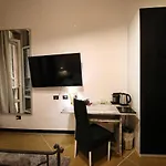 Nik
