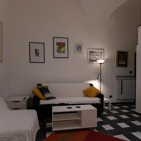 Nik Apartment
